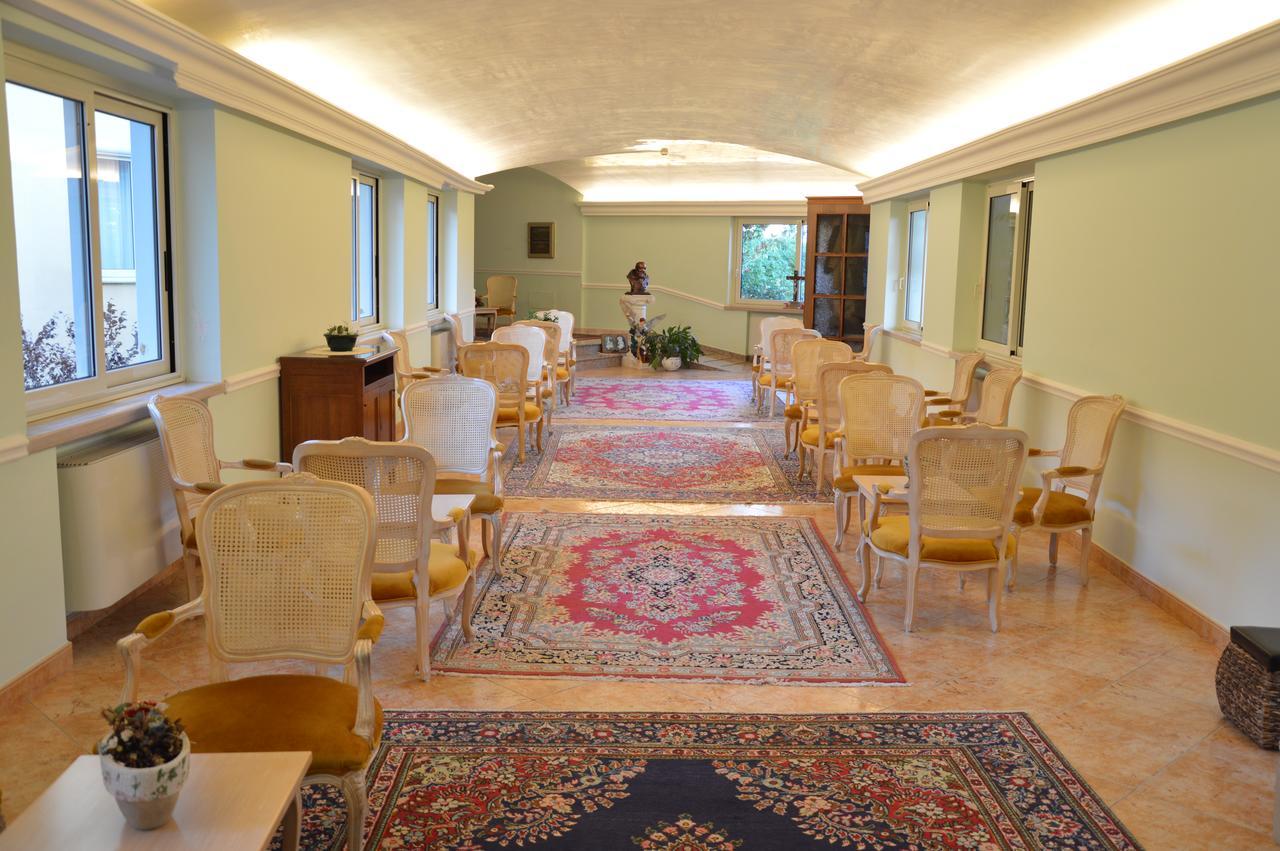 סן ג'יואבאני רוטונדו Grand Hotel Degli Angeli מראה חיצוני תמונה