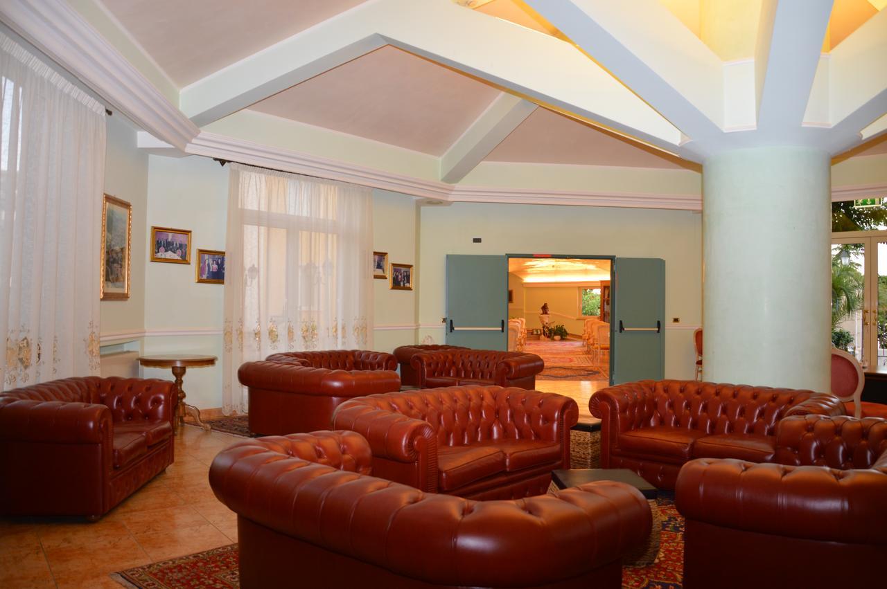 סן ג'יואבאני רוטונדו Grand Hotel Degli Angeli מראה חיצוני תמונה