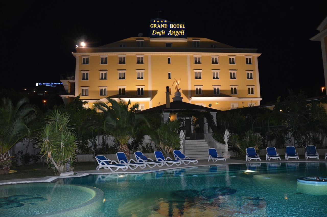 סן ג'יואבאני רוטונדו Grand Hotel Degli Angeli מראה חיצוני תמונה