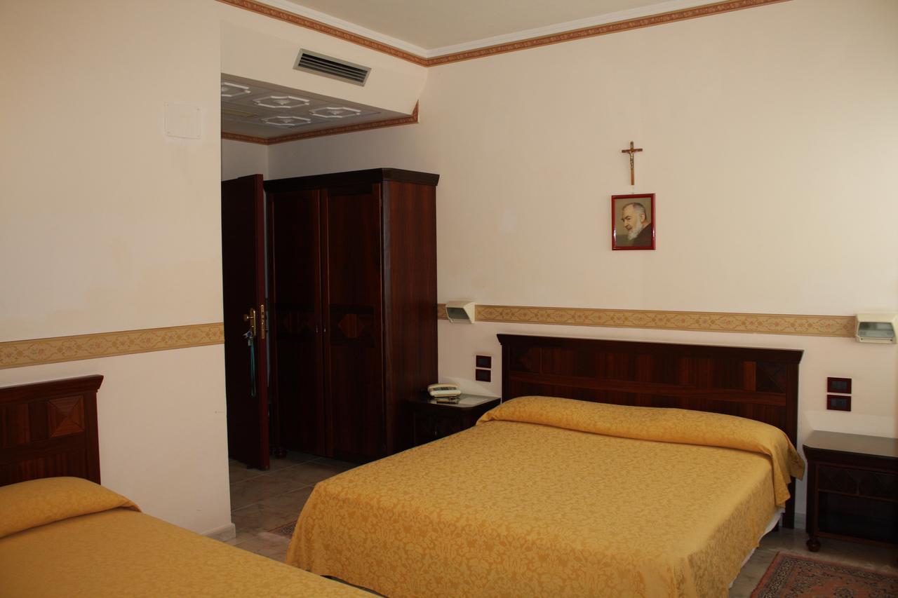 סן ג'יואבאני רוטונדו Grand Hotel Degli Angeli מראה חיצוני תמונה