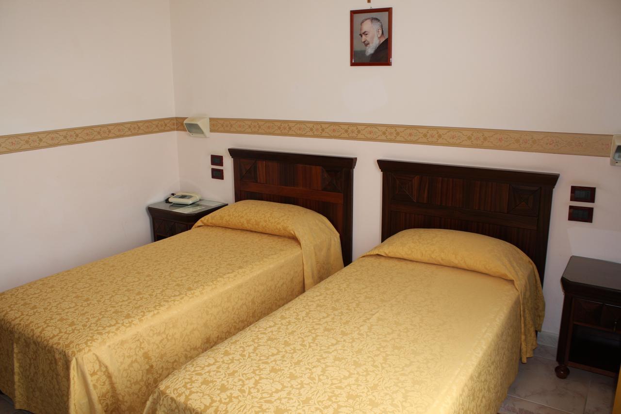 סן ג'יואבאני רוטונדו Grand Hotel Degli Angeli מראה חיצוני תמונה