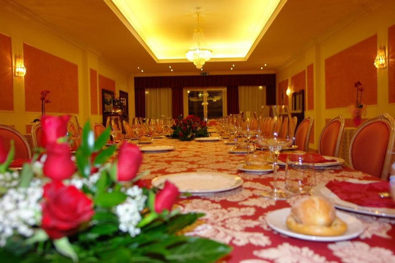 סן ג'יואבאני רוטונדו Grand Hotel Degli Angeli מראה חיצוני תמונה