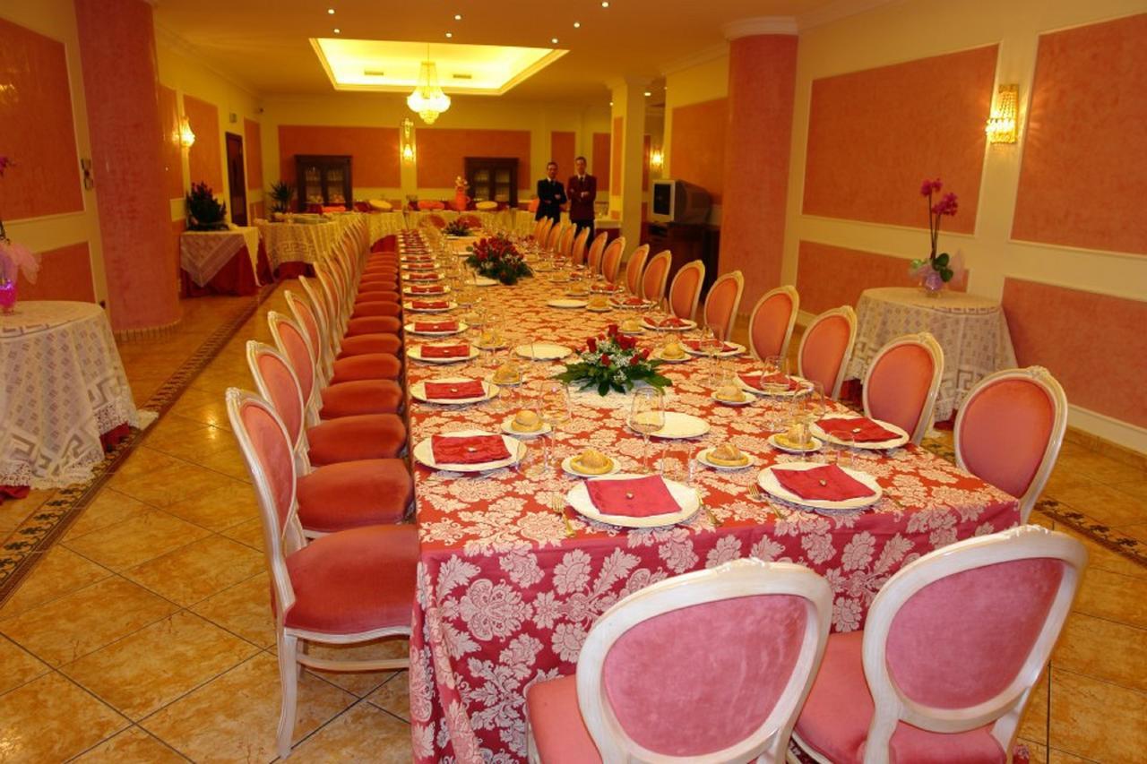 סן ג'יואבאני רוטונדו Grand Hotel Degli Angeli מראה חיצוני תמונה