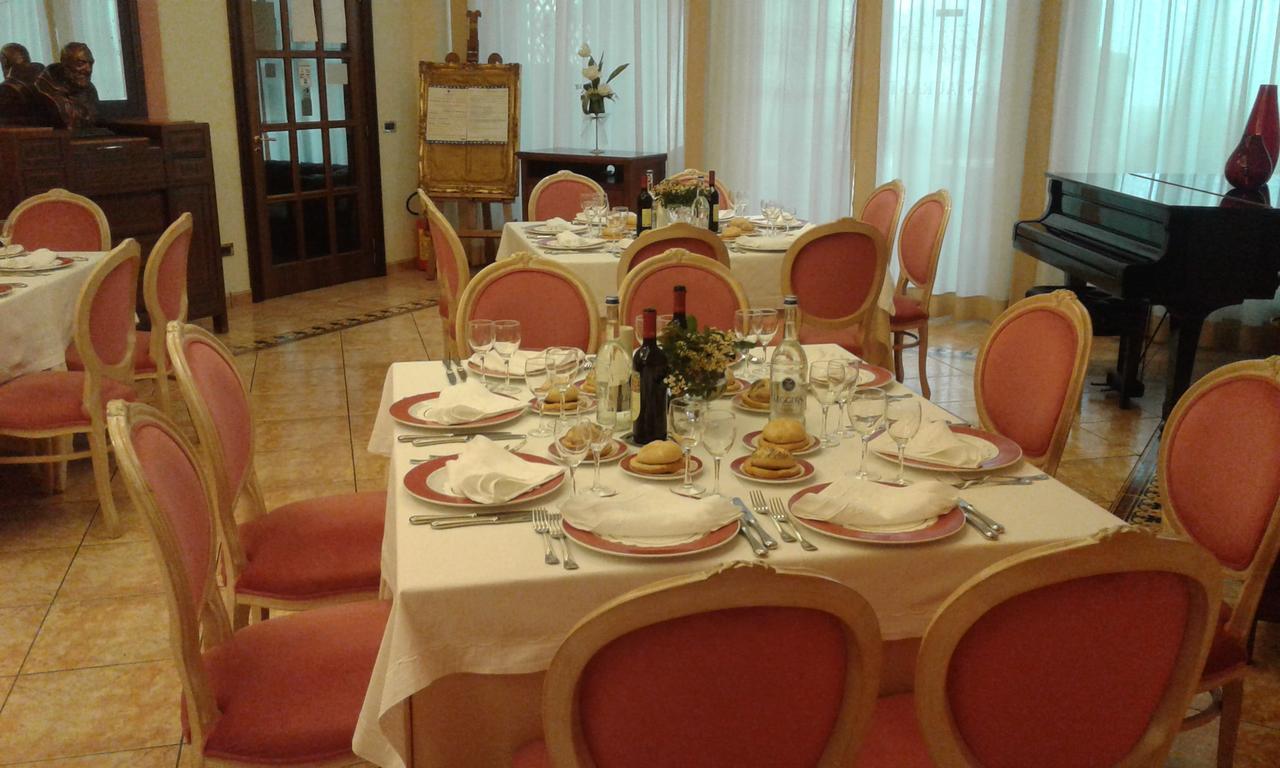 סן ג'יואבאני רוטונדו Grand Hotel Degli Angeli מראה חיצוני תמונה